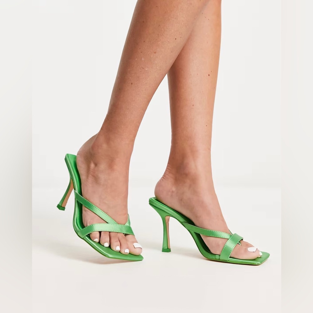 Public Desire Kristen Satin Square-Toe Stilleto Sandals Size 7